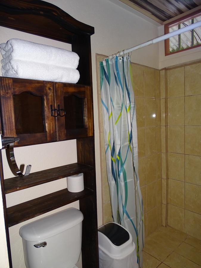 Hostel Osa Tucan Drake Drakes Bay Екстериор снимка